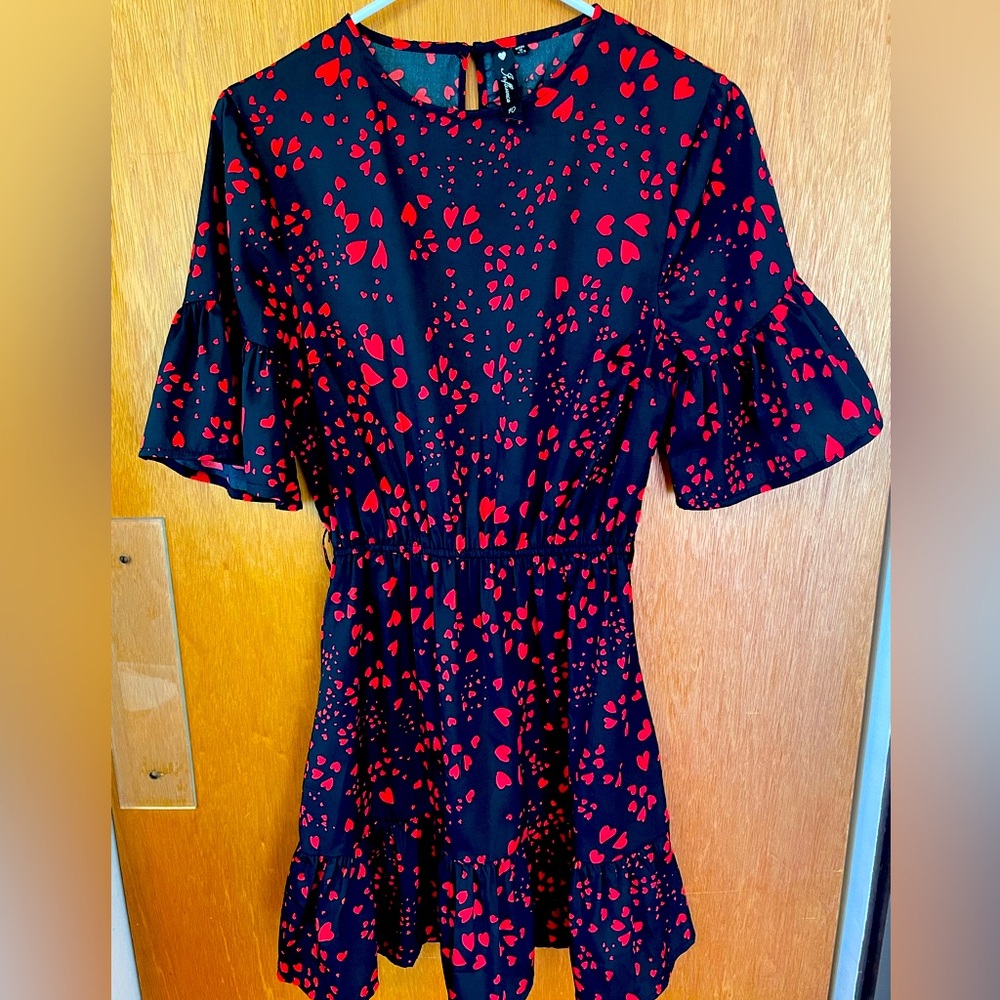 Flouncy US size 6 black and red heart print dress - Influence brand polyester